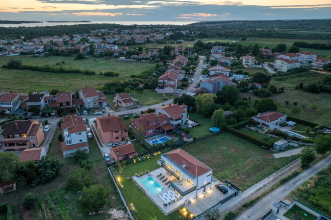 Eksterijer, Vile Viviana, Celi i Apartman Pinia blizu mora, Valbandon - Fažana, Istra Valbandon